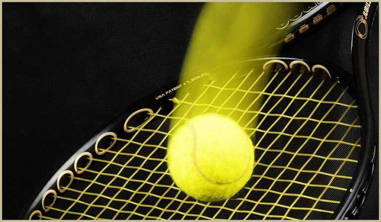 Springender Tennisball Bildlink zum Wettspielbetrieb